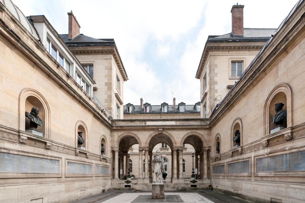 Paris Place Du Pantheon Apartment Exterior photo