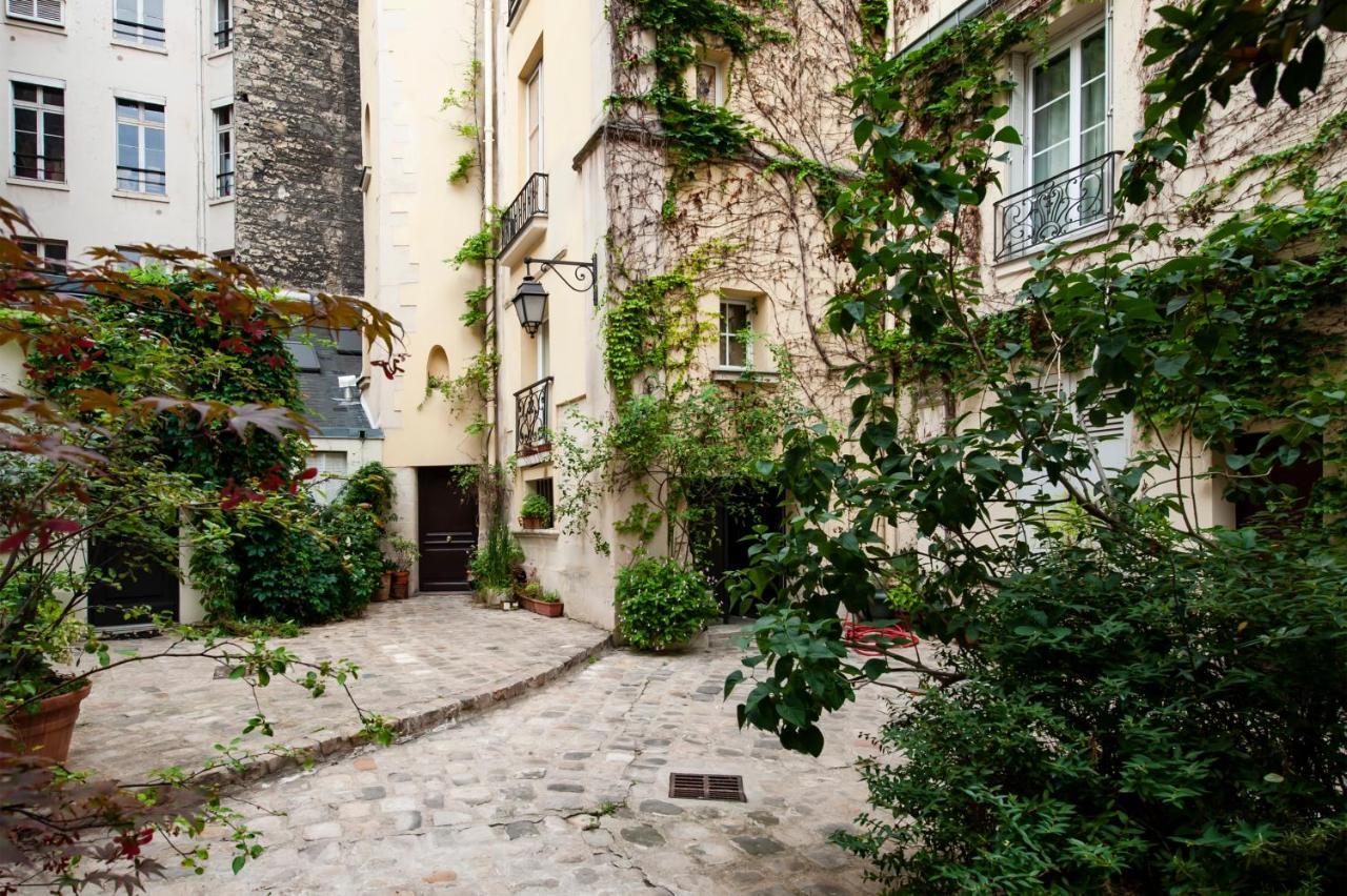 Paris Place Du Pantheon Apartment Exterior photo